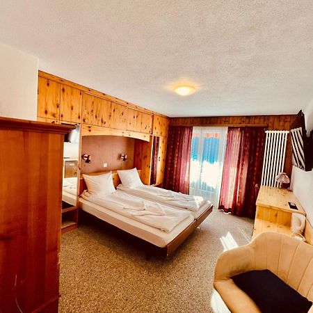Hotel Old Jnn Klosters Buitenkant foto